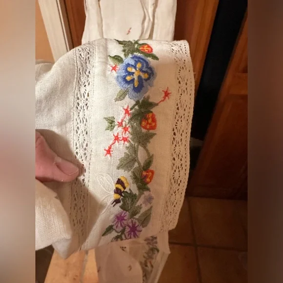 Anthropologie Cream Floral Embroidered Dress - Picture 13 of 16